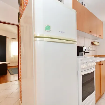 Suzana & Petra Apartmán Vir
